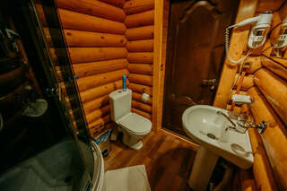 Гостиница Надежда Миллерово Стандартный четырехместный номер-9