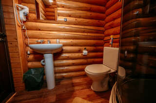 Гостиница Надежда Миллерово Трехместный номер с 3-мя односпальными кроватями-8