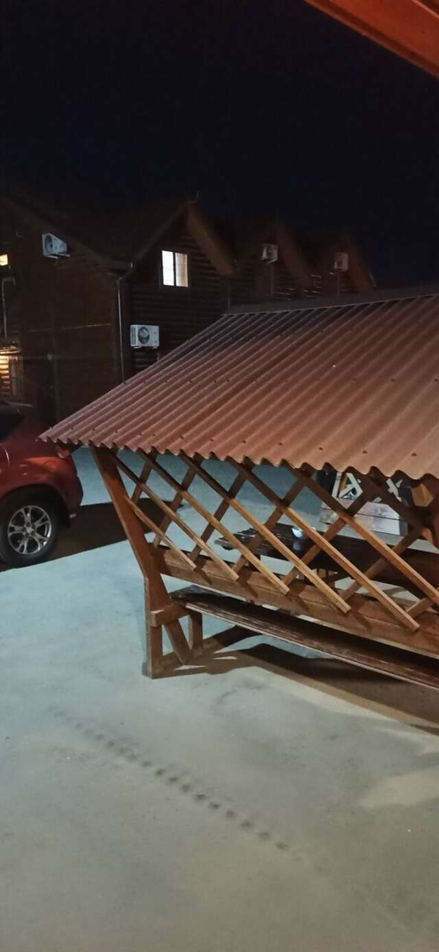 Гостиница Надежда Миллерово-91